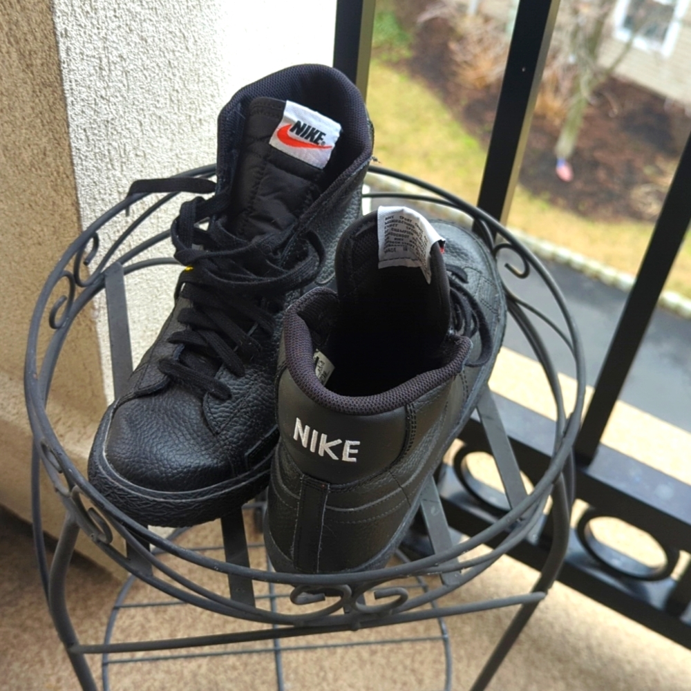 Nike Sneakers Limited Edition